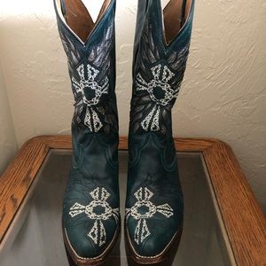 RARE Women’s Roper Teal Boots